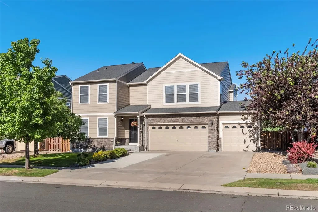 10121 Altura Street Commerce City CO 80022