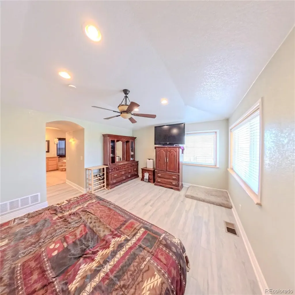 58989 E Chenango Place Strasburg CO 80136