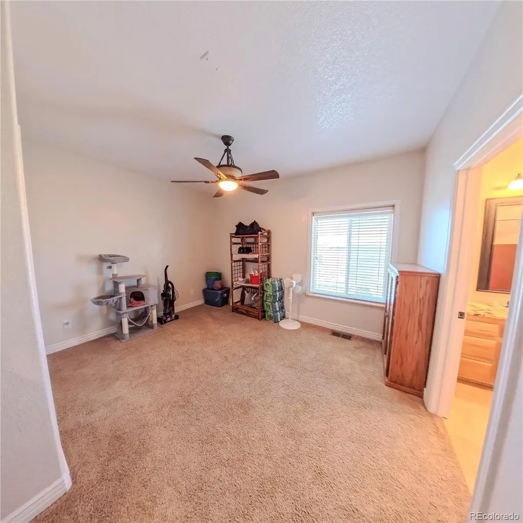 58989 E Chenango Place Strasburg CO 80136
