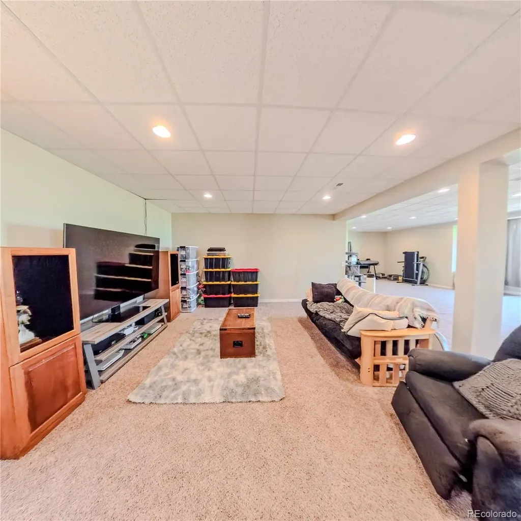 58989 E Chenango Place Strasburg CO 80136