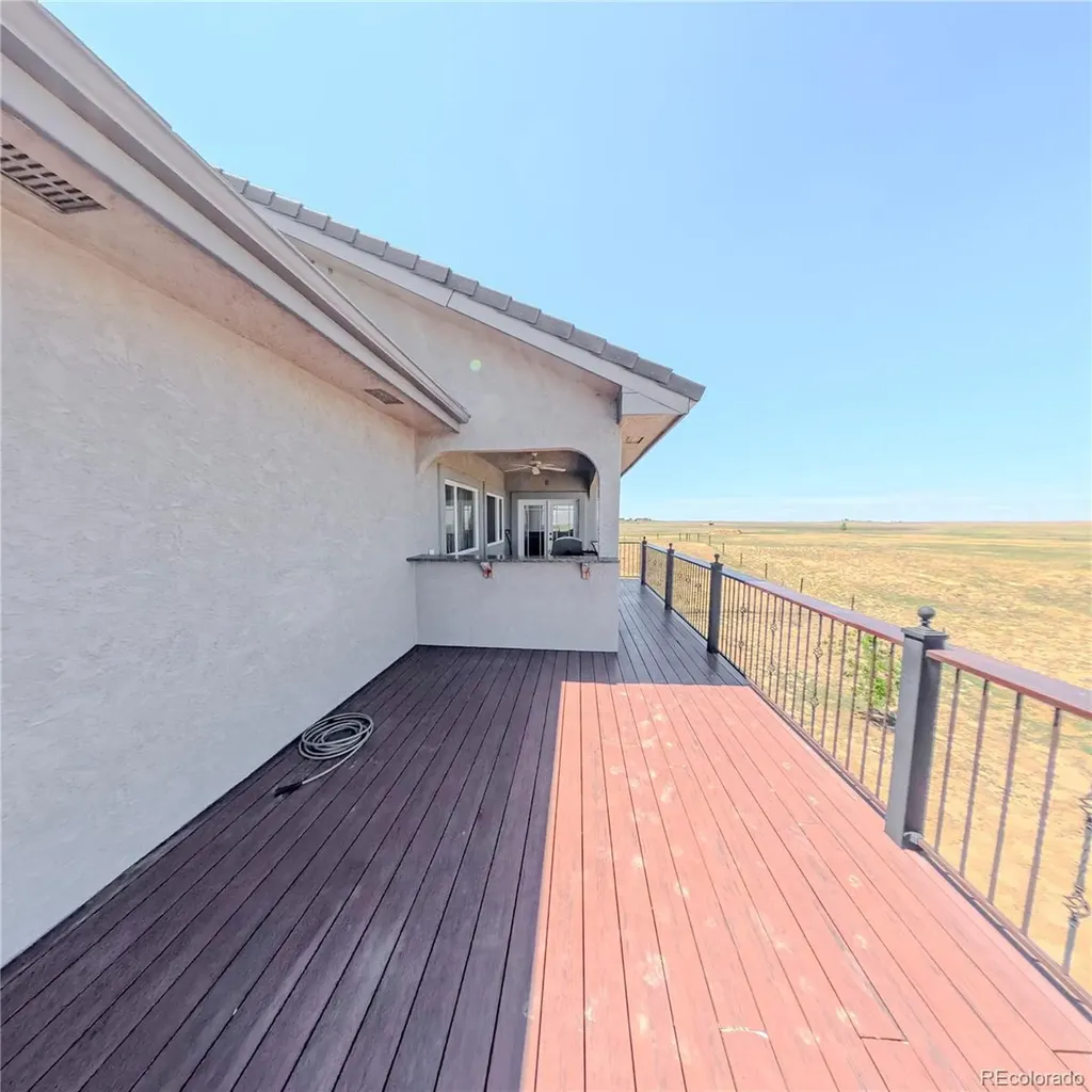 58989 E Chenango Place Strasburg CO 80136