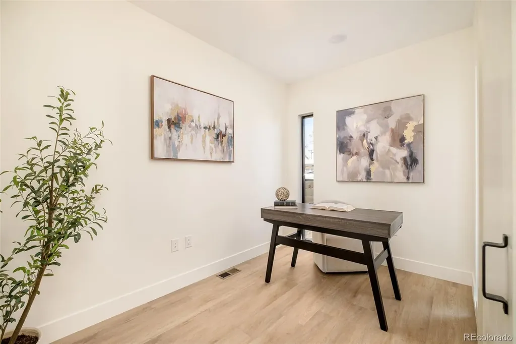 3416 Lawrence Street Denver CO 80205