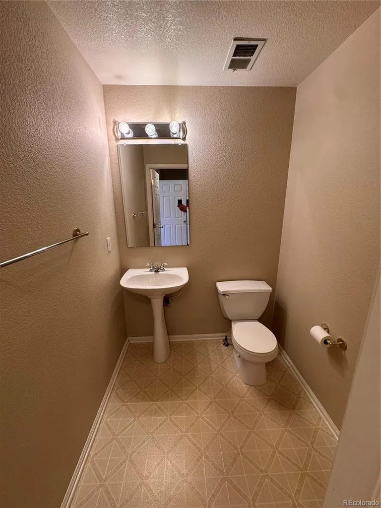 5379 S Picadilly Court Aurora CO 80015