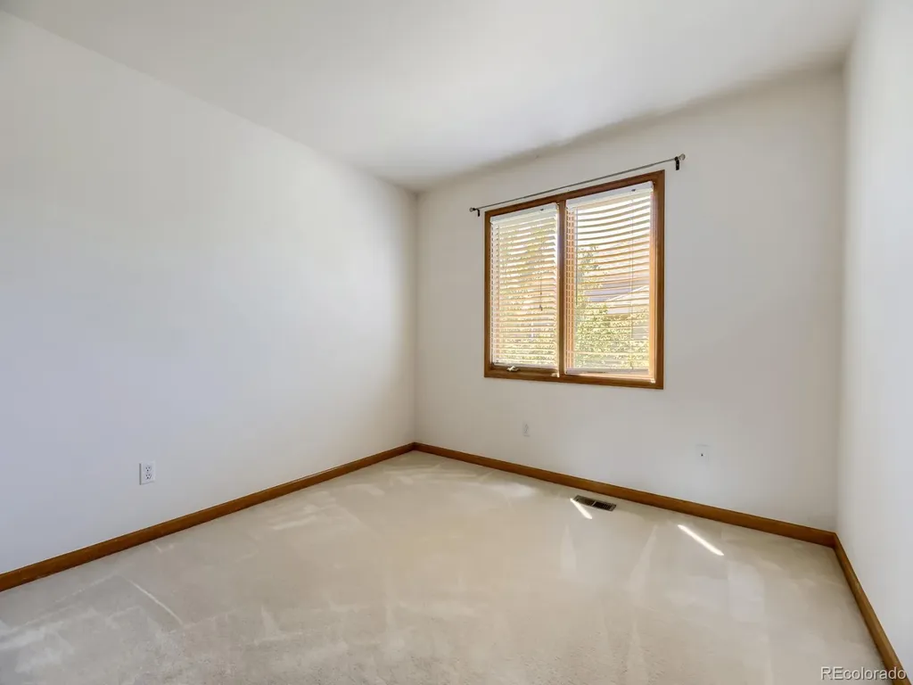 10118 Stephen Place Highlands Ranch CO 80130