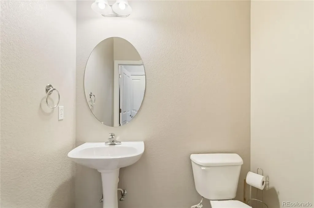 9219 Kornbrust Circle Lone Tree CO 80124