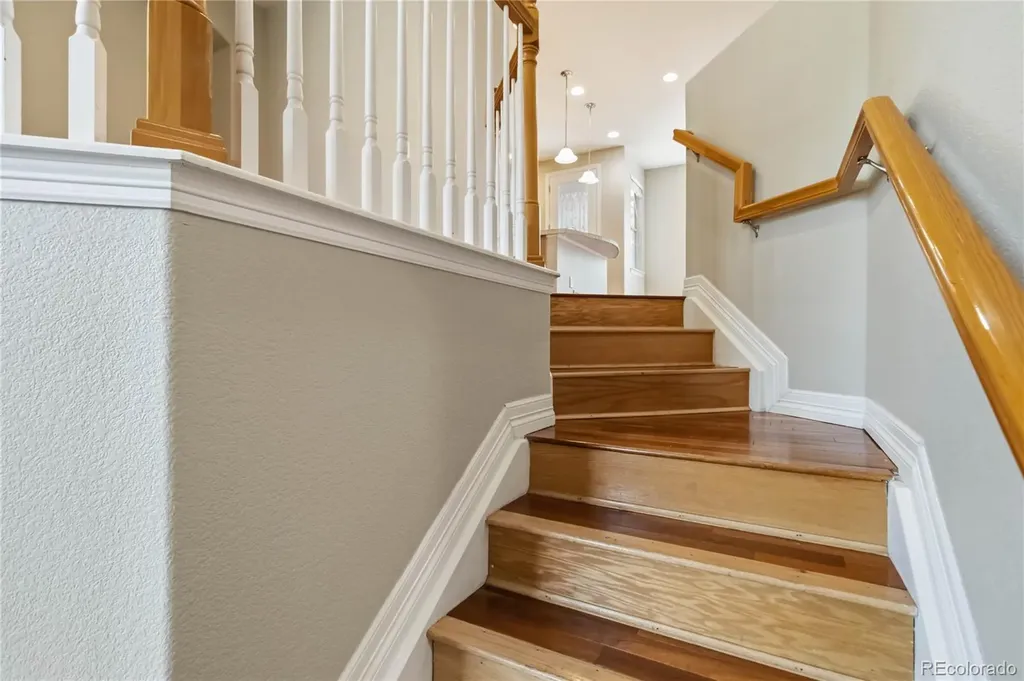 9219 Kornbrust Circle Lone Tree CO 80124