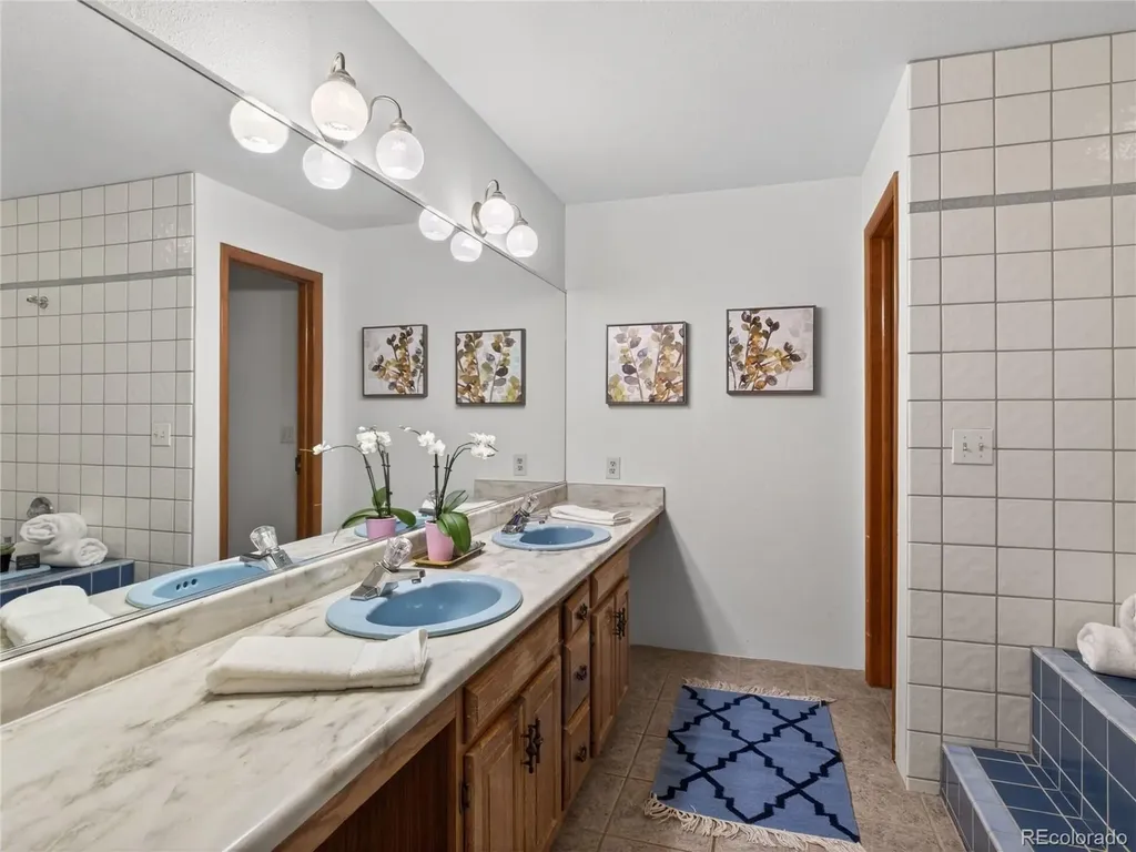 2184 Pinedrop Lane Golden CO 80401