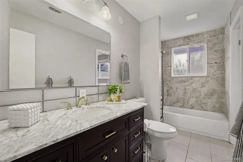 1635 S Yukon Court Denver CO 80232