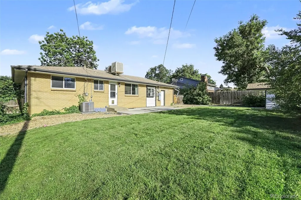 1635 S Yukon Court Denver CO 80232
