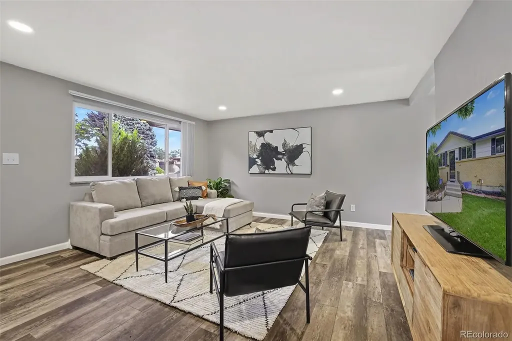 1635 S Yukon Court Denver CO 80232
