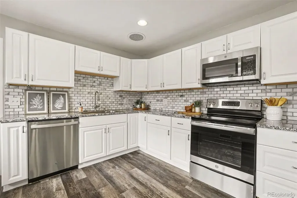 1635 S Yukon Court Denver CO 80232