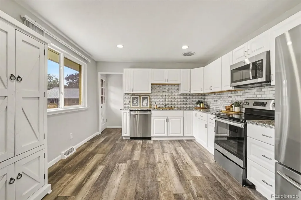 1635 S Yukon Court Denver CO 80232