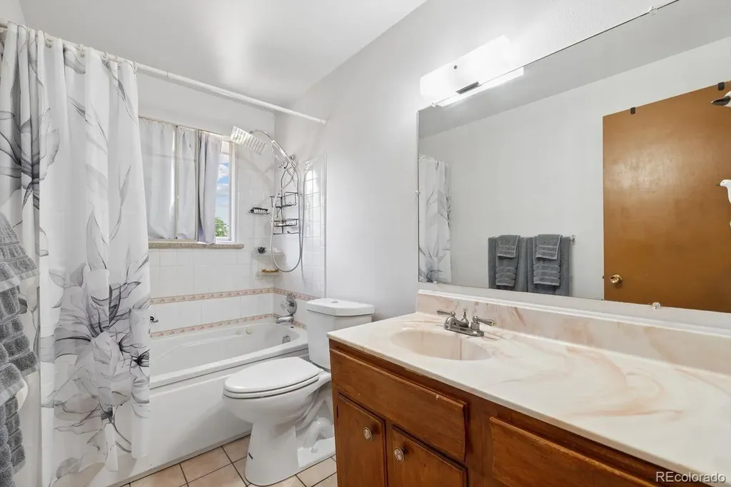 6659 W Louisiana Place Lakewood CO 80232