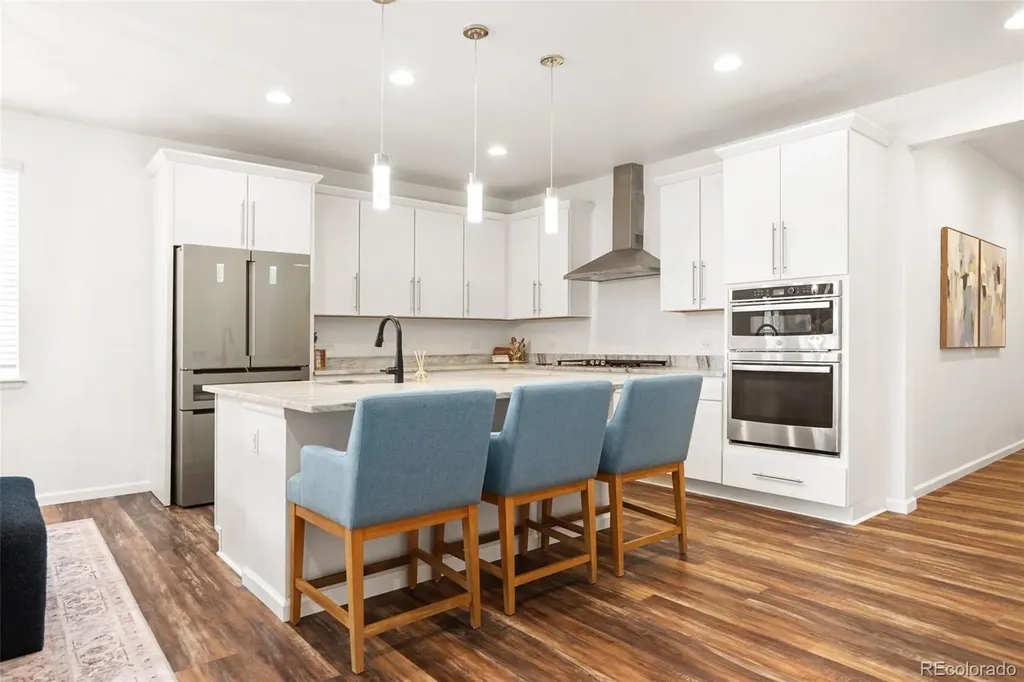 24777 E Alamo Place Aurora CO 80016