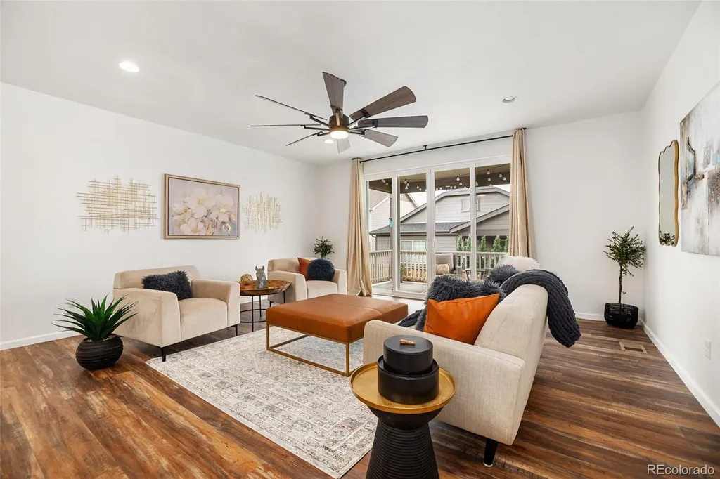 24777 E Alamo Place Aurora CO 80016
