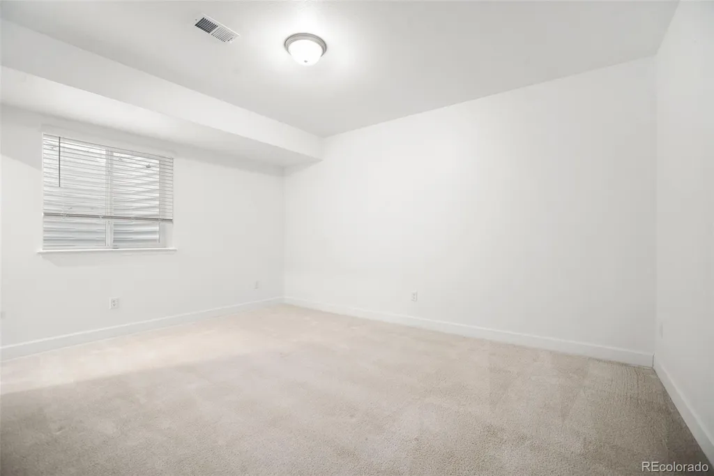 24777 E Alamo Place Aurora CO 80016