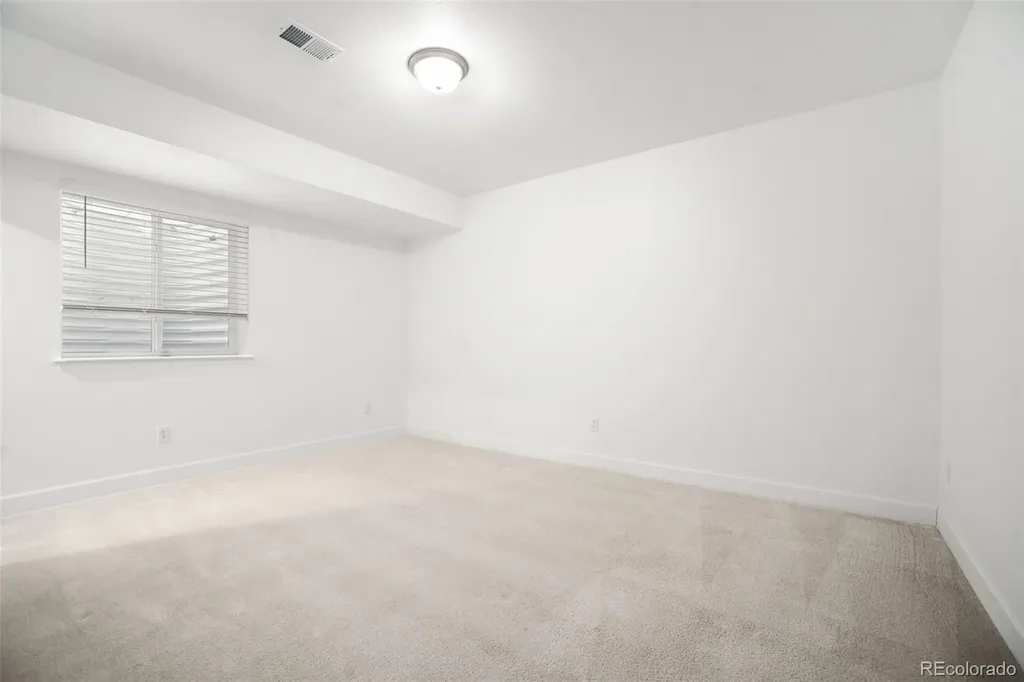 24777 E Alamo Place Aurora CO 80016