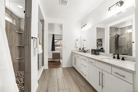 24777 E Alamo Place Aurora CO 80016