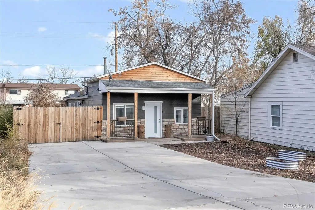 214 N Knox Court Denver CO 80219