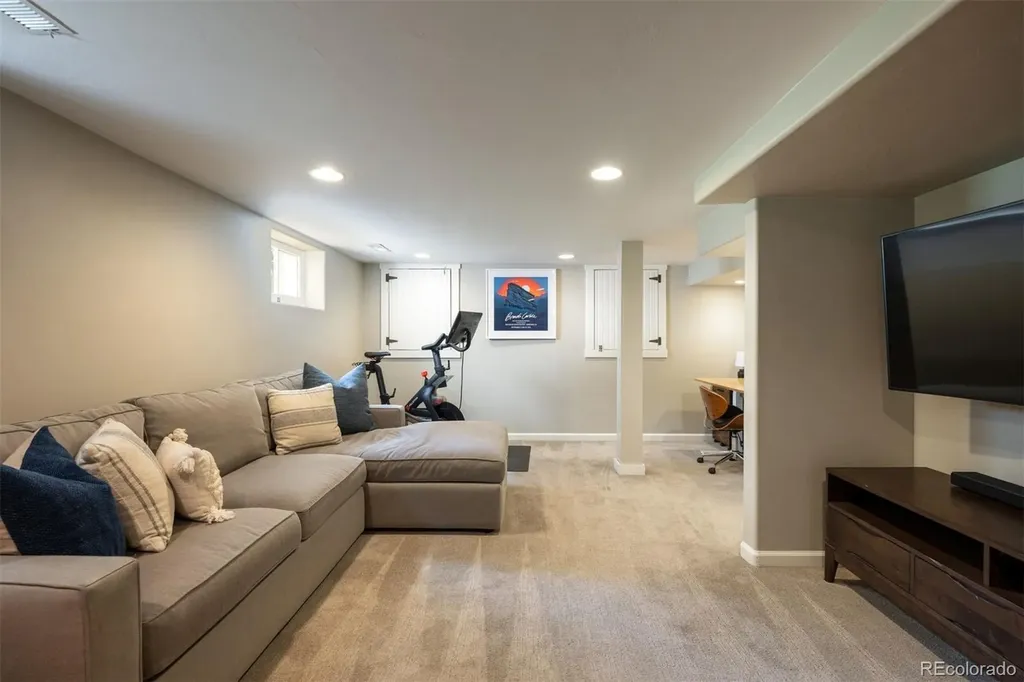 2174 S Ogden Street Denver CO 80210