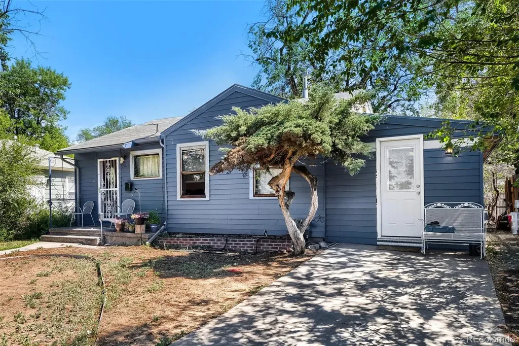 2840 W Irvington Place Denver CO 80219