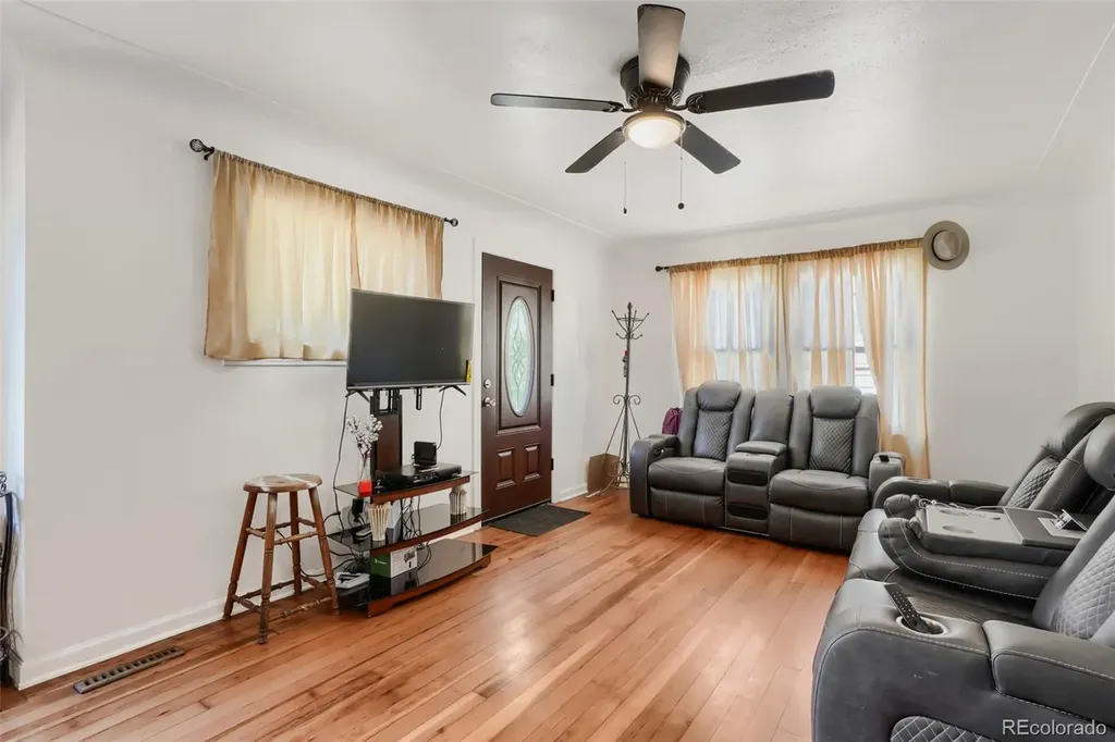 2840 W Irvington Place Denver CO 80219