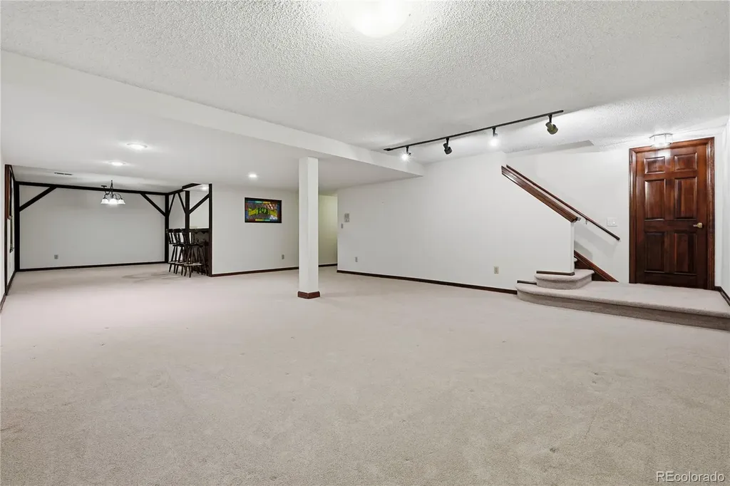 31 Sutherland Court Littleton CO 80130
