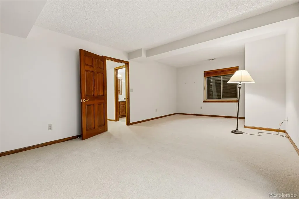 31 Sutherland Court Littleton CO 80130