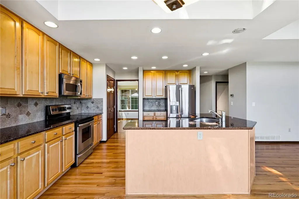 31 Sutherland Court Littleton CO 80130