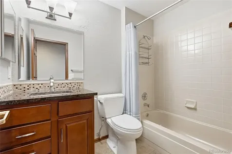 31 Sutherland Court Littleton CO 80130