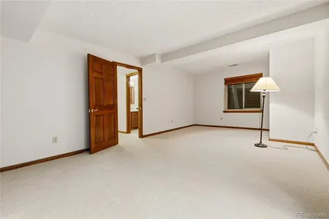 31 Sutherland Court Littleton CO 80130