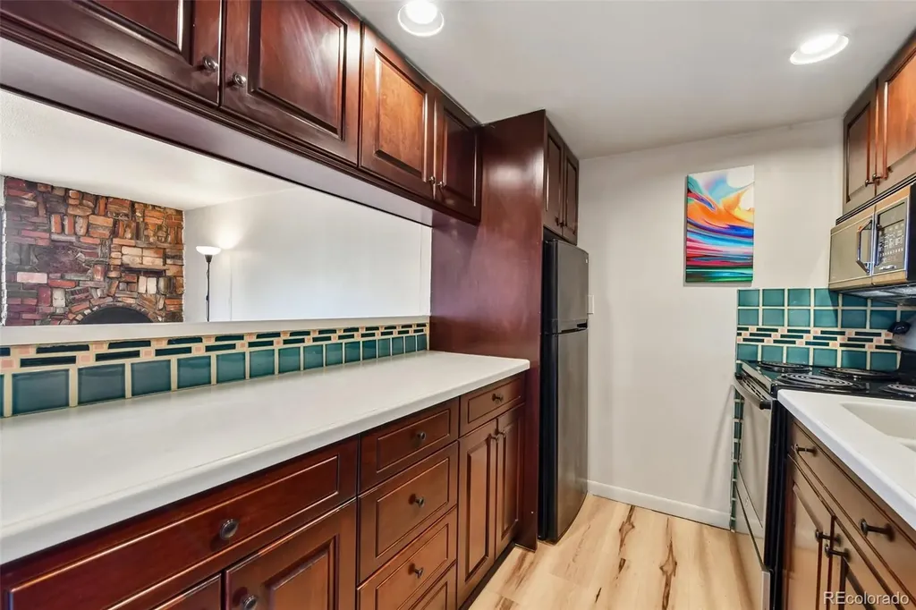 1008 N Corona Street Denver CO 80218