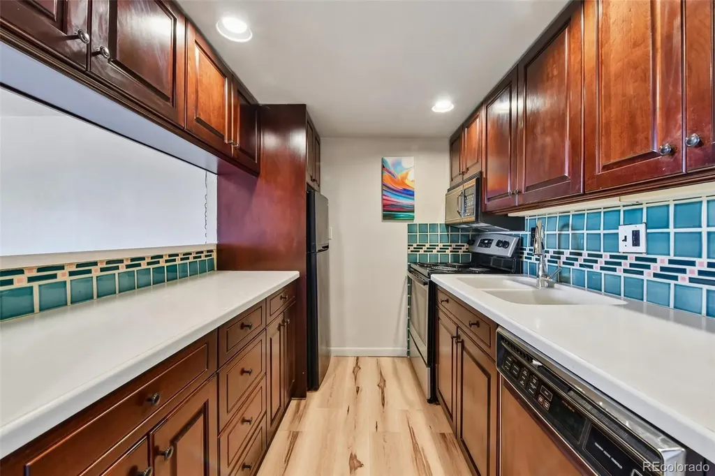 1008 N Corona Street Denver CO 80218
