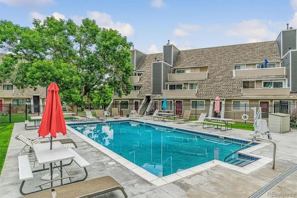 5250 S Huron Way Littleton CO 80120