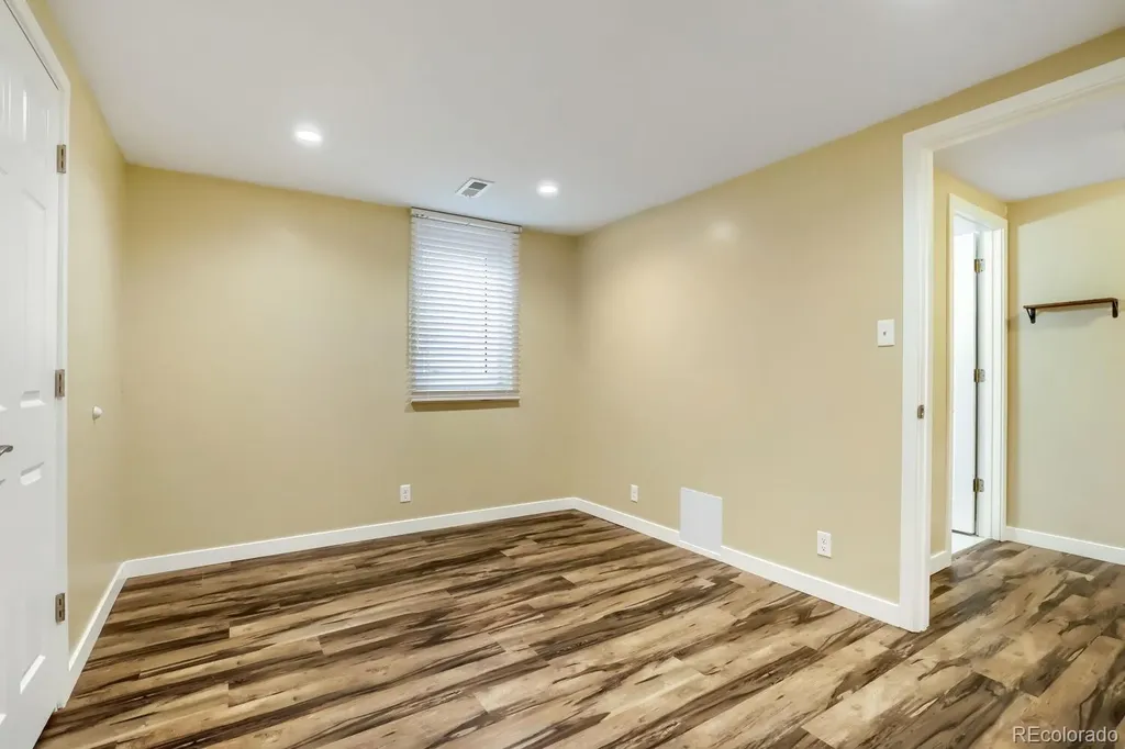 2089 S Raleigh Street Denver CO 80219