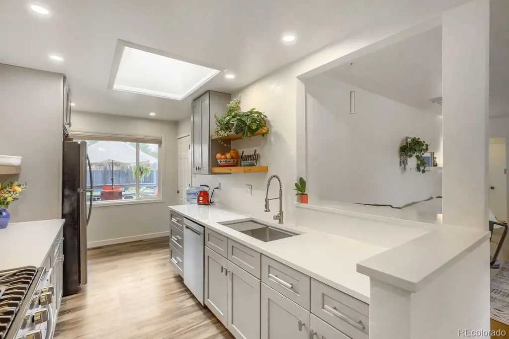 2089 S Raleigh Street Denver CO 80219