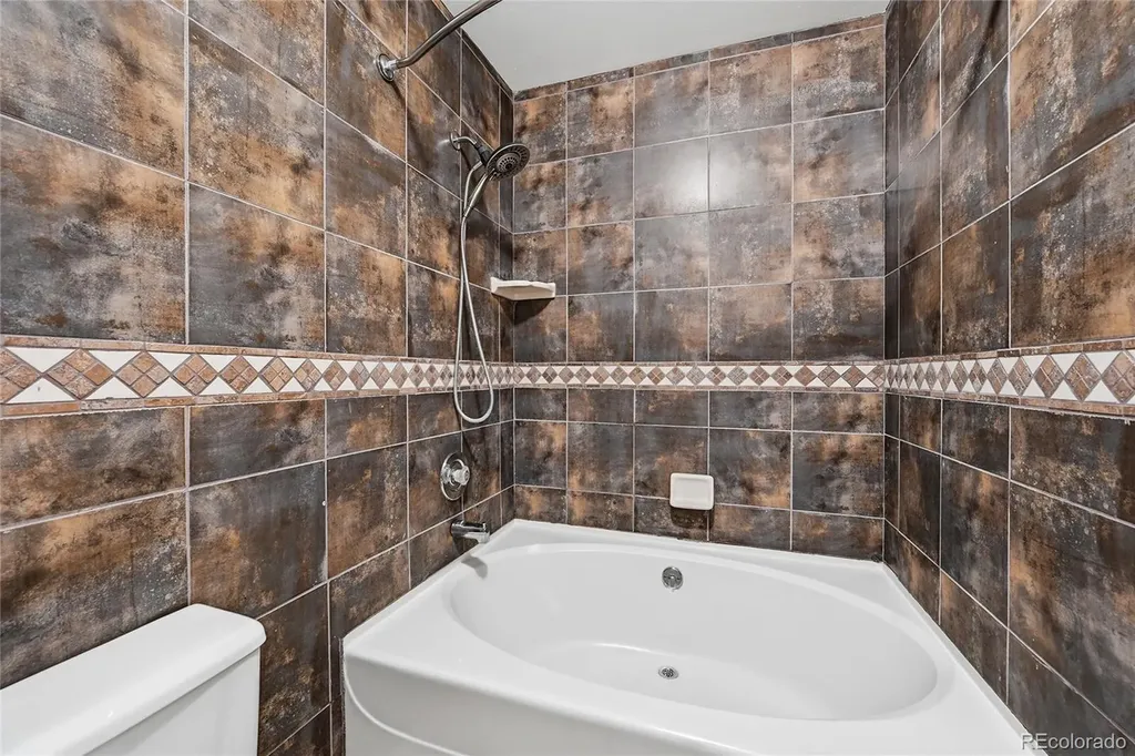 6761 S Ivy Way Centennial CO 80112