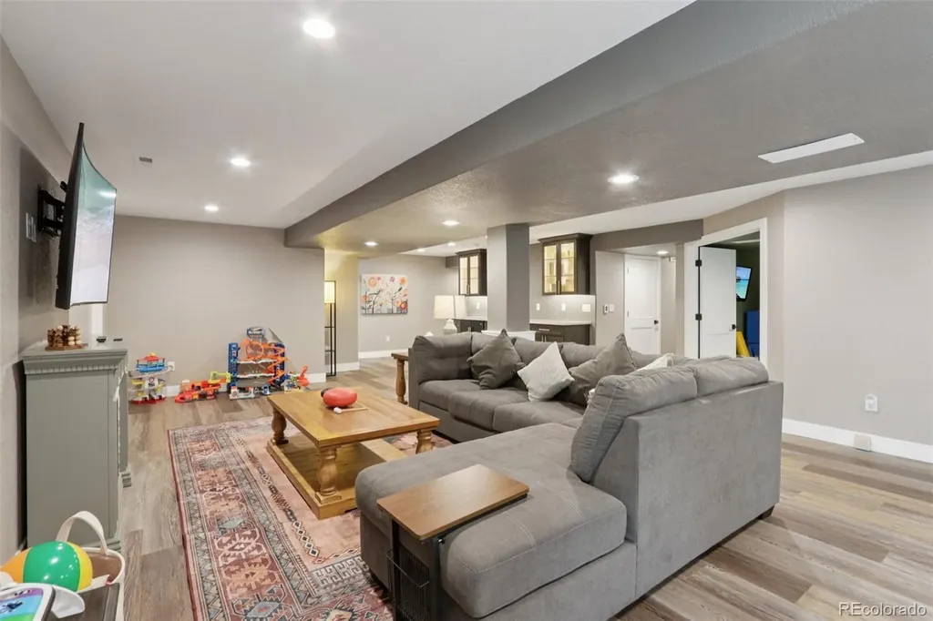 6957 Peppertree Drive Niwot CO 80503