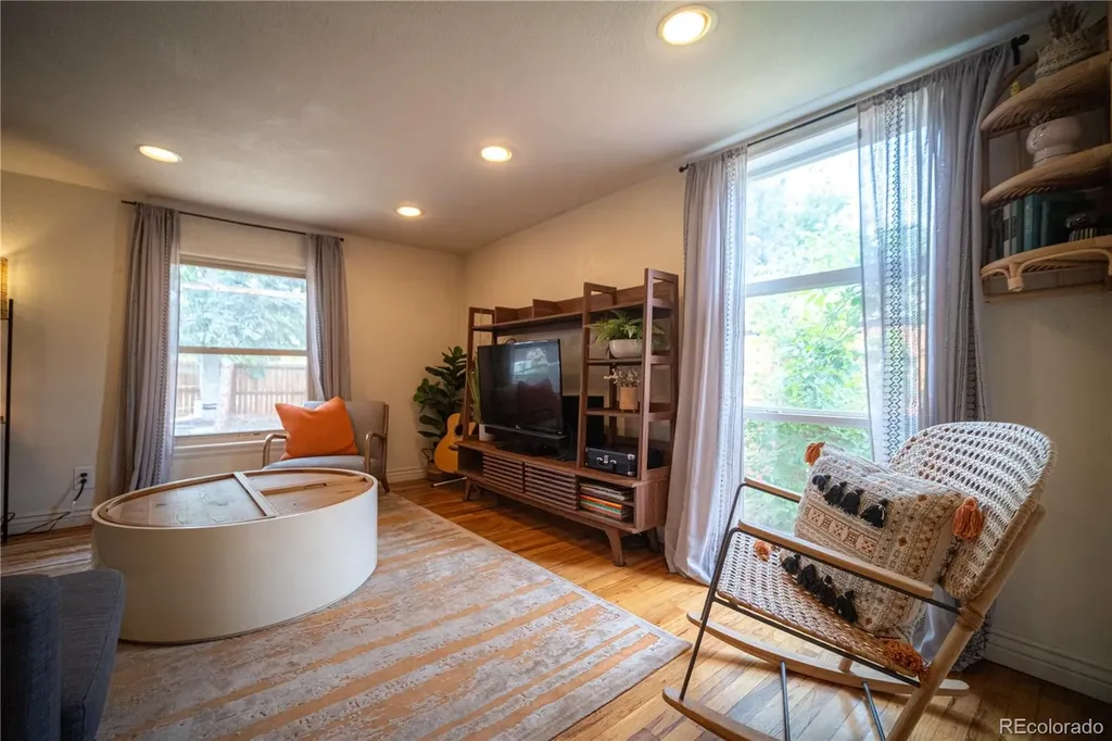 16420 W 10th Avenue Golden CO 80401
