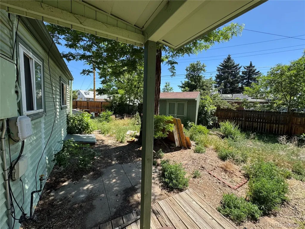 2500 S Hooker Street Denver CO 80219