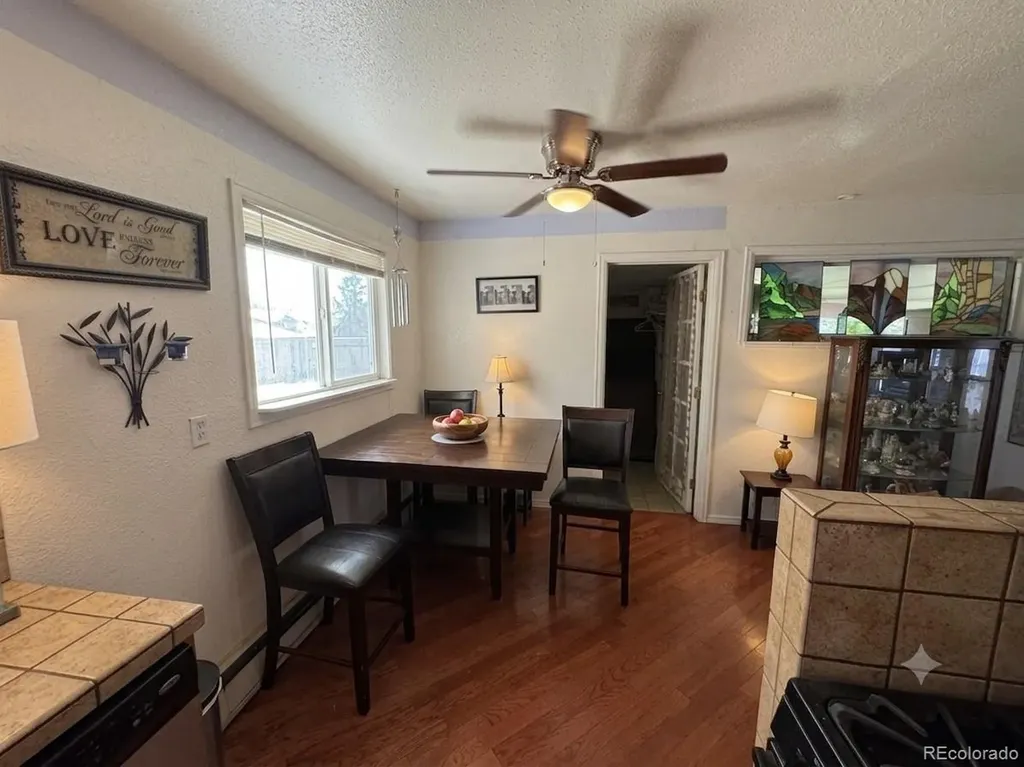 2500 S Hooker Street Denver CO 80219