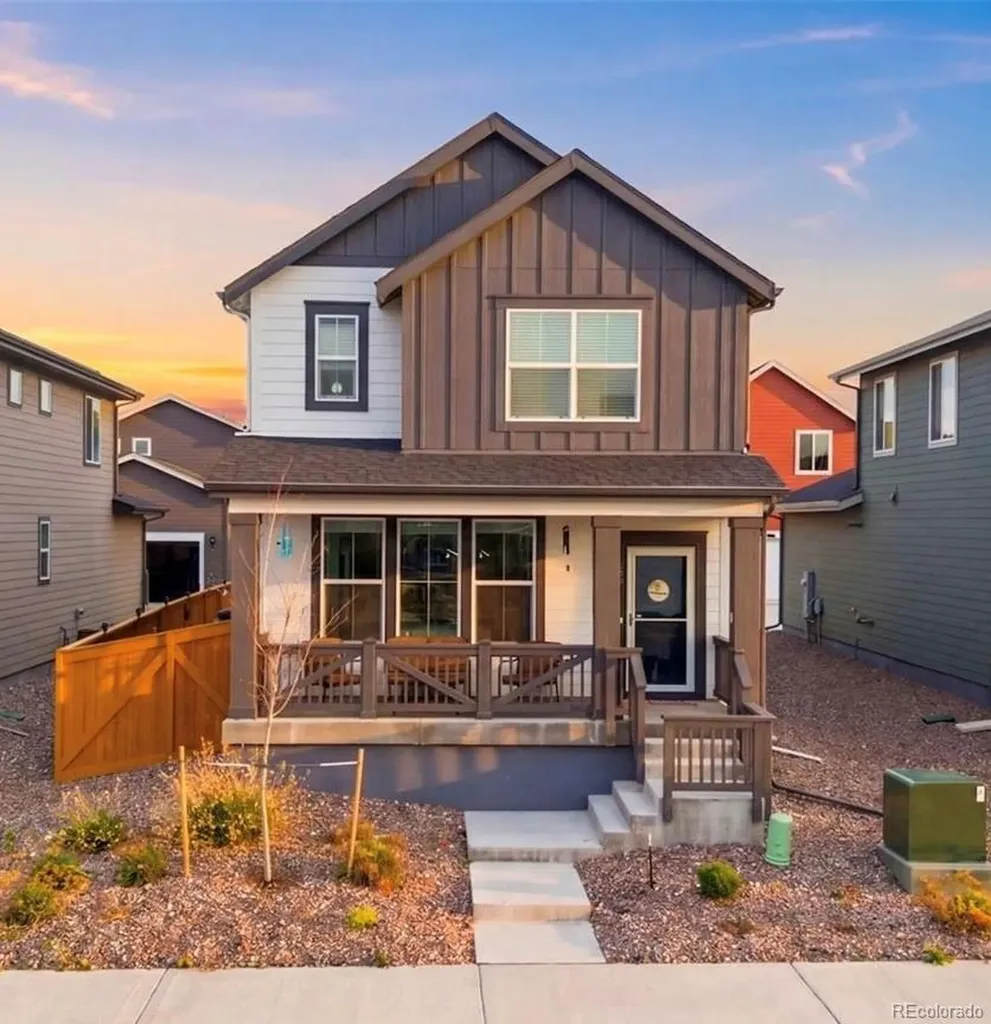 630 Aspen Avenue Bennett CO 80102