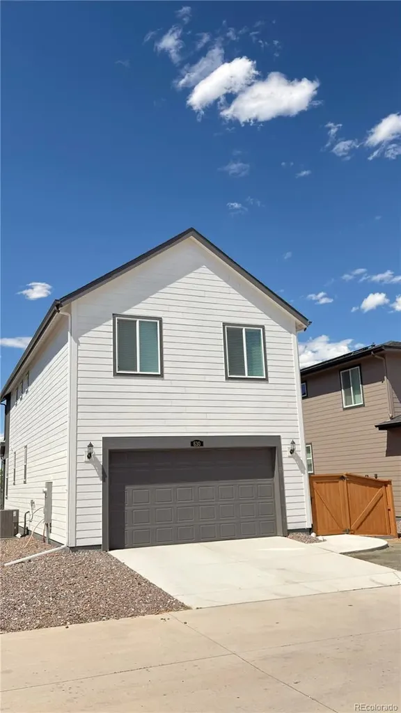 630 Aspen Avenue Bennett CO 80102