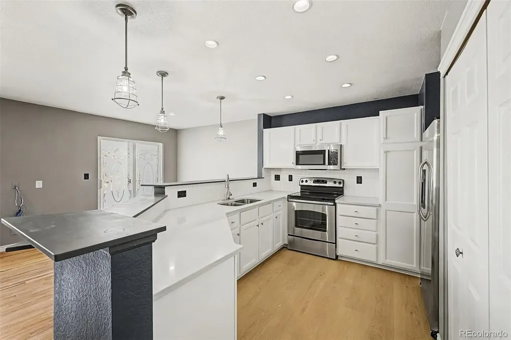 2147 E 103rd Avenue Denver CO 80229