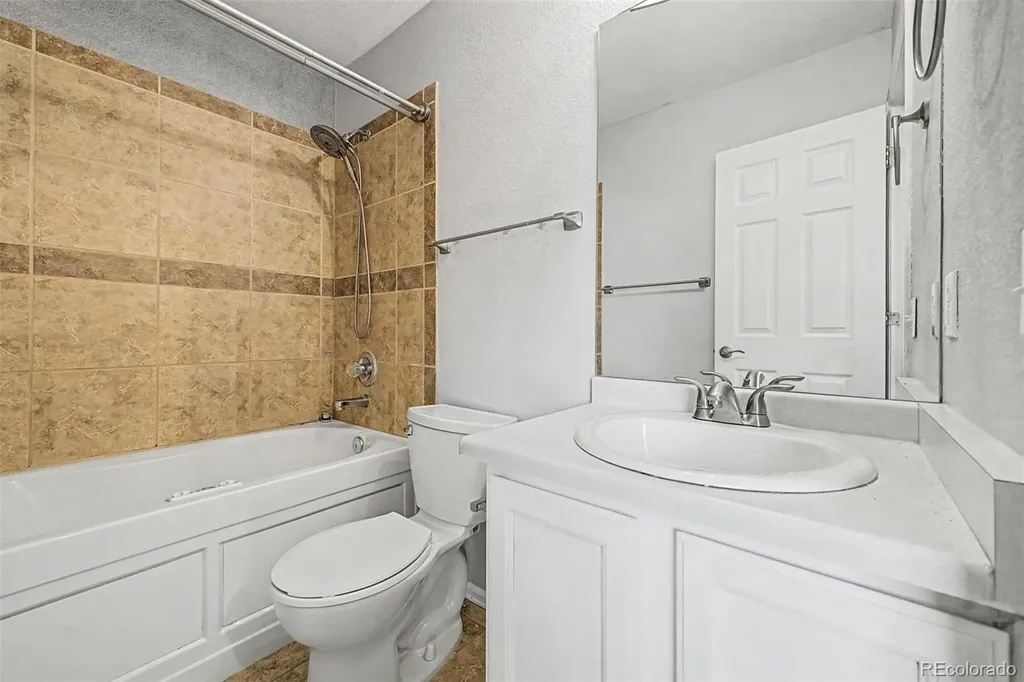 2147 E 103rd Avenue Denver CO 80229