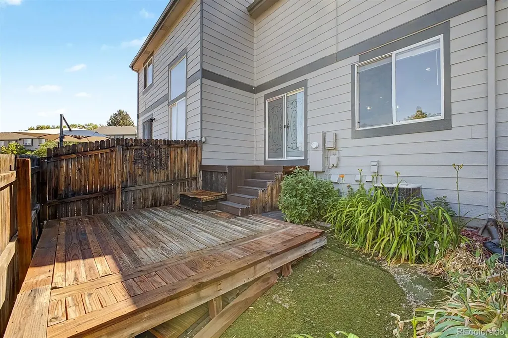 2147 E 103rd Avenue Denver CO 80229