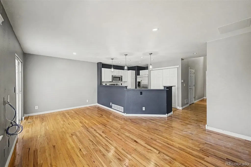 2147 E 103rd Avenue Denver CO 80229