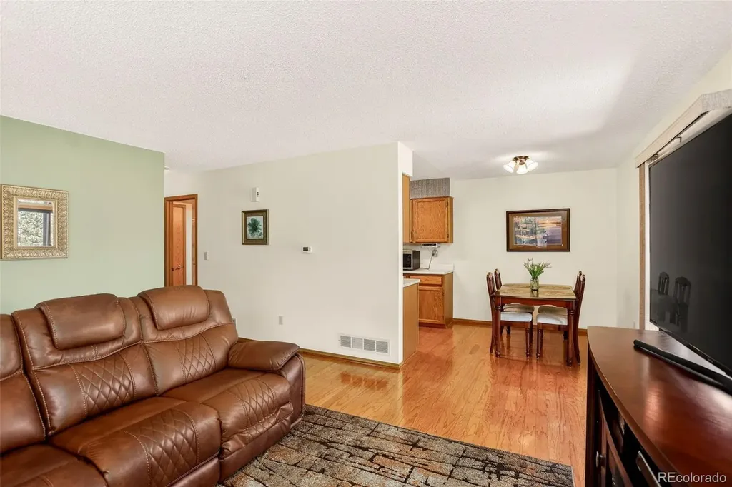 9157 W Cedar Drive Lakewood CO 80226