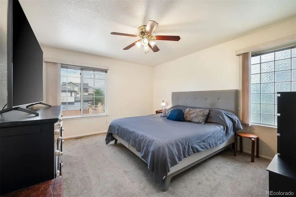 4819 Halifax Way Denver CO 80249