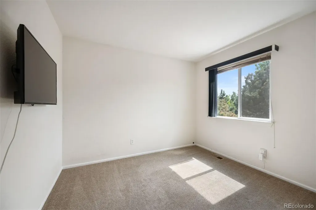 4819 Halifax Way Denver CO 80249